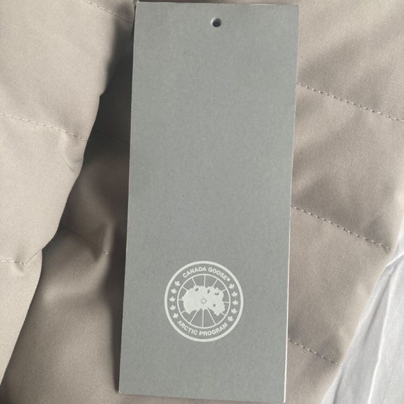 Canada Goose Jacket - Picture 14 of 16